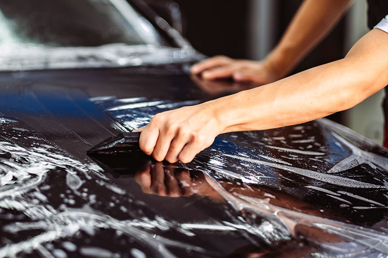 https://www.pro-xpel.com.my/wp-content/uploads/2022/06/paint_protection_film_glossy.jpg